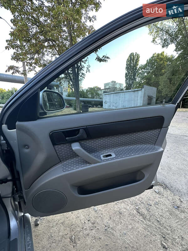 Седан Chevrolet Nubira 2004 в Одесі