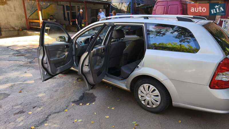 Універсал Chevrolet Nubira 2006 в Житомирі