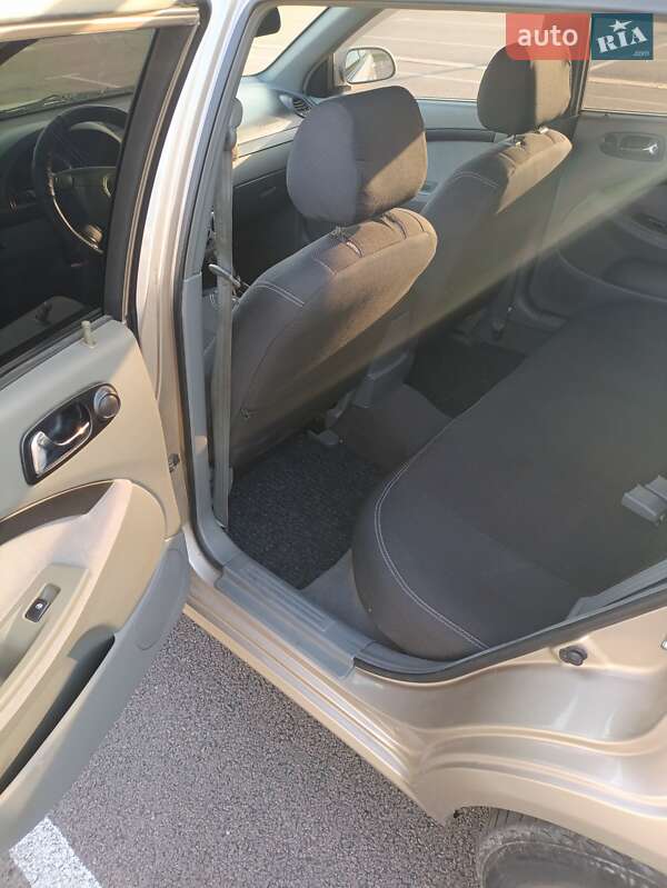 Универсал Chevrolet Nubira 2008 в Ровно