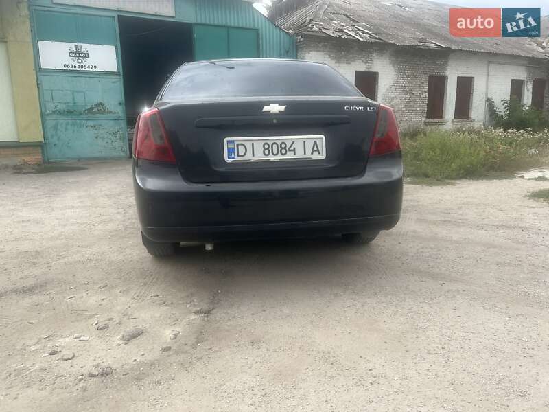 Седан Chevrolet Nubira 2004 в Вольнянске