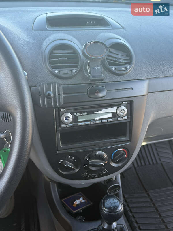 Универсал Chevrolet Nubira 2004 в Могилев-Подольске