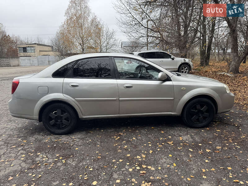 Седан Chevrolet Nubira 2004 в Хмельницком