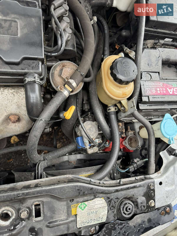 Седан Chevrolet Nubira 2004 в Хмельницком