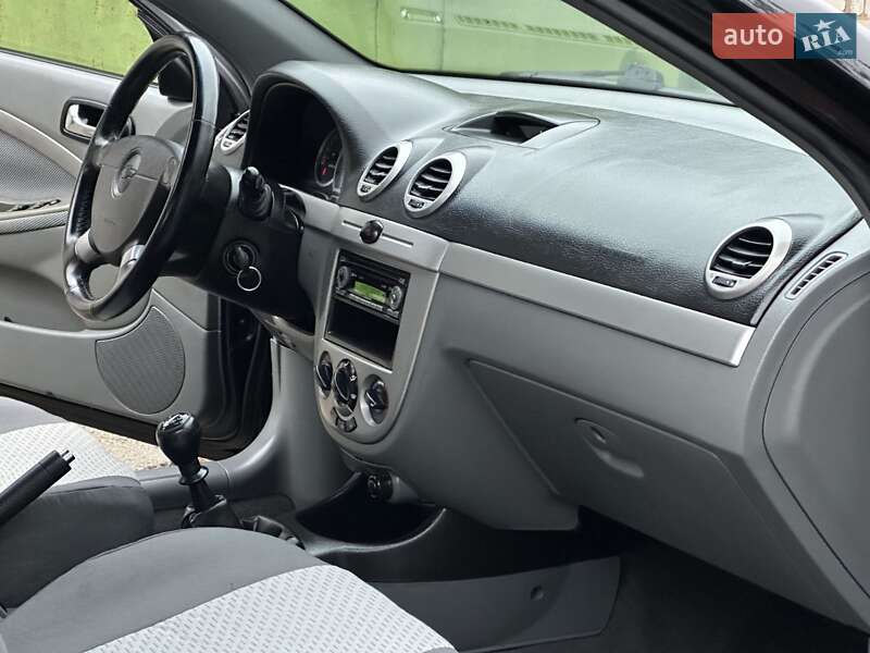 Универсал Chevrolet Nubira 2009 в Николаеве фото 42 Универсал Chevrolet Nubira 2009 в Николаеве