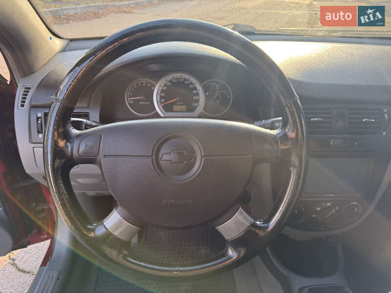 Седан Chevrolet Nubira 2004 в Черкасах фото 16 Седан Chevrolet Nubira 2004 в Черкасах