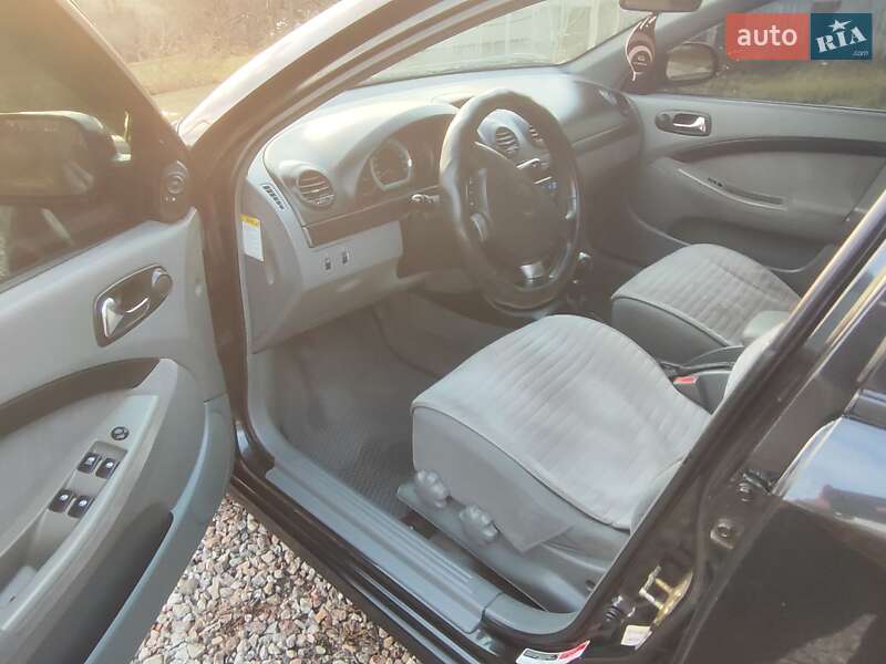 Универсал Chevrolet Nubira 2006 в Богодухове