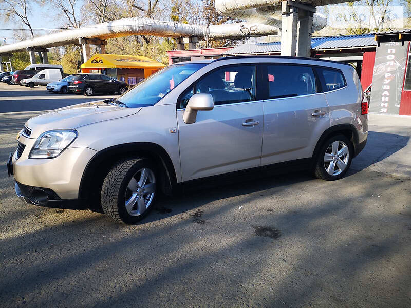 Універсал Chevrolet Orlando 2011 в Києві