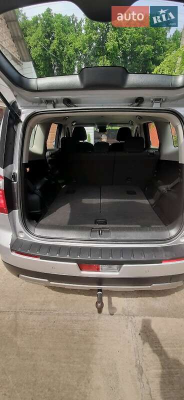 Мінівен Chevrolet Orlando 2012 в Коломиї