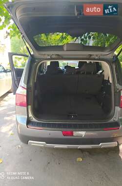 Минивэн Chevrolet Orlando 2013 в 