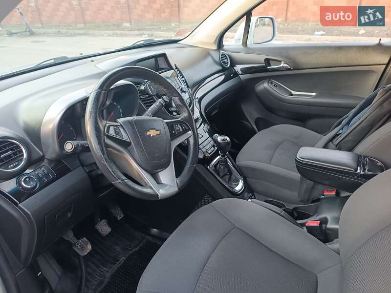 Мінівен Chevrolet Orlando 2011 в Рівному