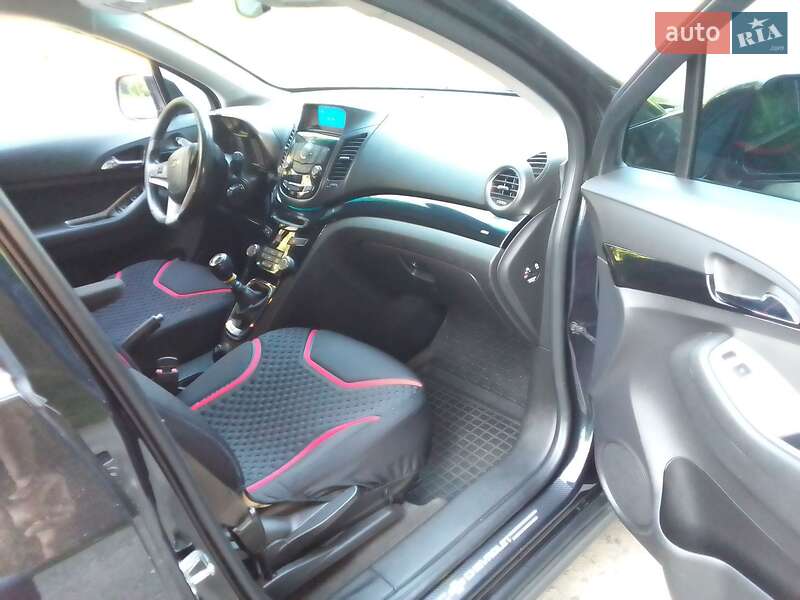 Мінівен Chevrolet Orlando 2011 в Заліщиках