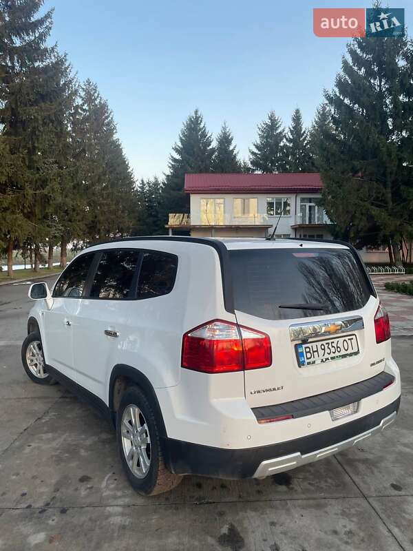 Минивэн Chevrolet Orlando 2012 в Новояворовске