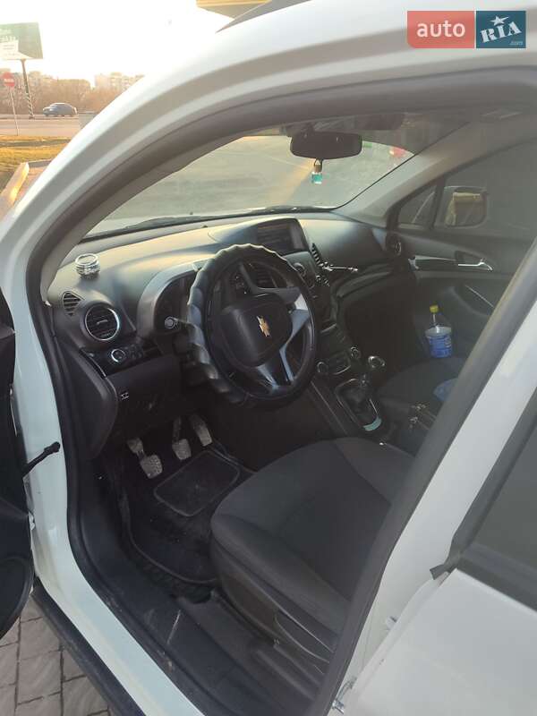 Минивэн Chevrolet Orlando 2011 в Запорожье фото 6 Минивэн Chevrolet Orlando 2011 в Запорожье