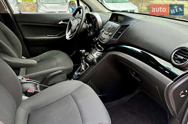 Мінівен Chevrolet Orlando 2013 в 