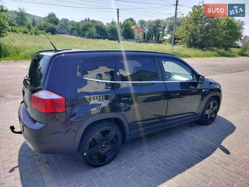 Минивэн Chevrolet Orlando 2011 в Черновцах