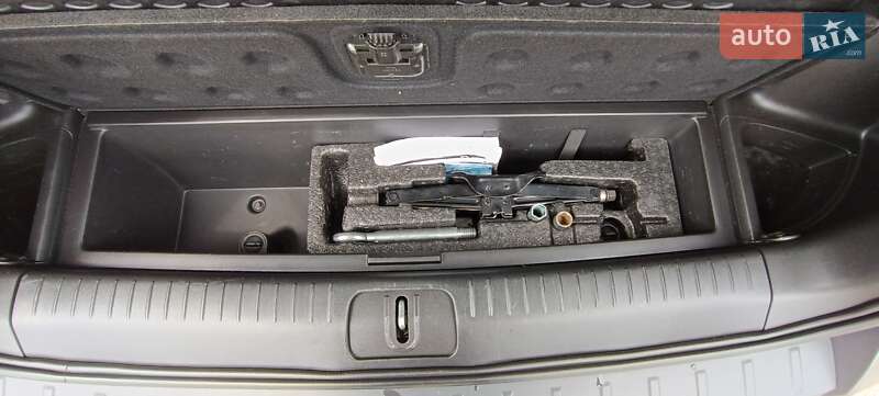 Мінівен Chevrolet Orlando 2014 в Києві