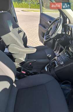 Мінівен Chevrolet Orlando 2011 в 