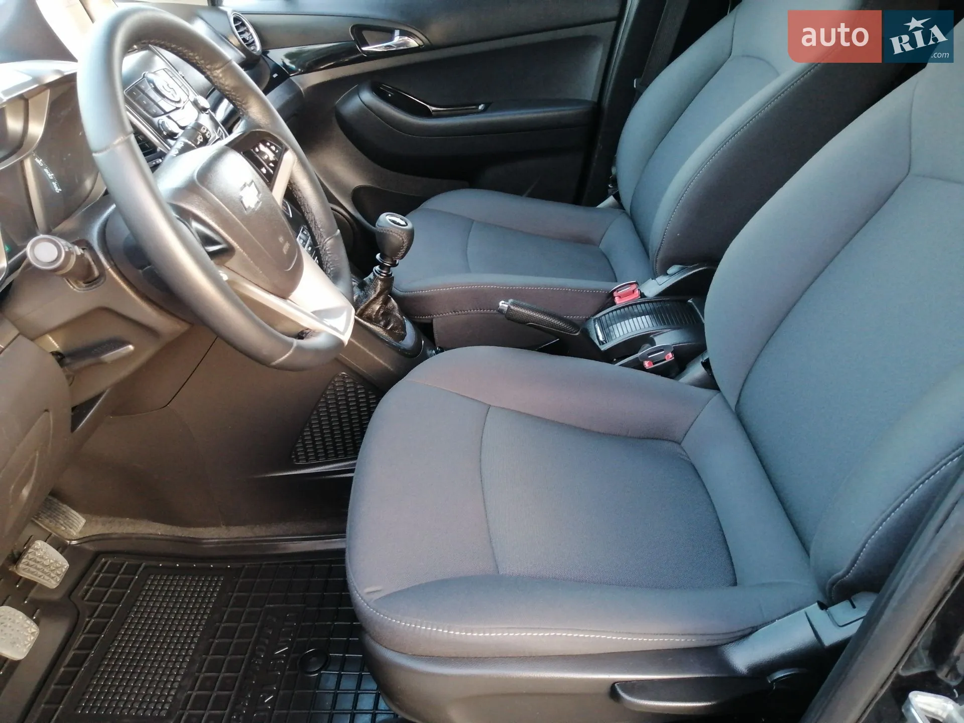 2018 Volkswagen Touareg - мініатюра 24