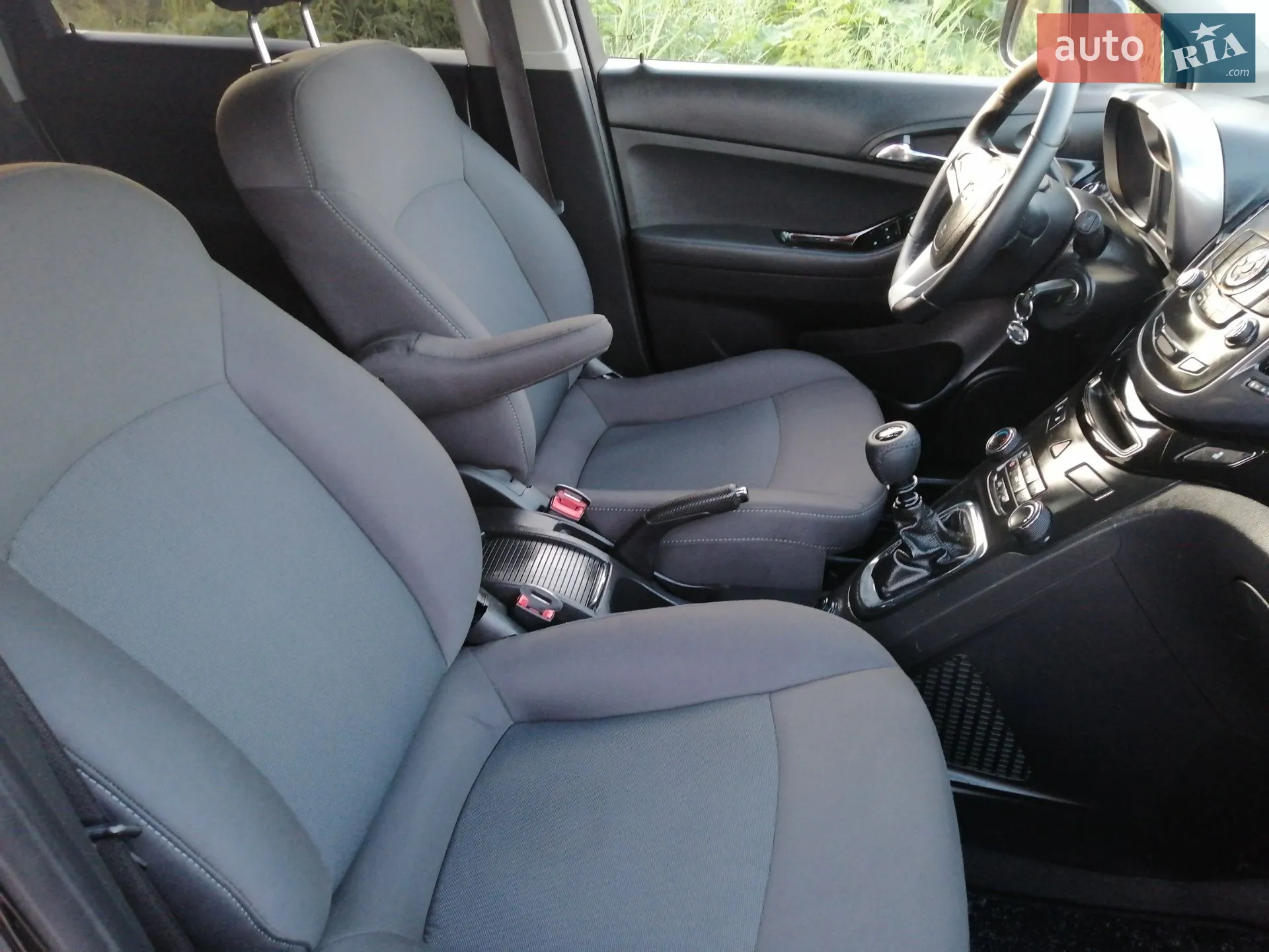 2018 Volkswagen Touareg - мініатюра 34