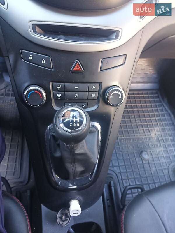 Мінівен Chevrolet Orlando 2016 в Снятині фото 15 Мінівен Chevrolet Orlando 2016 в Снятині