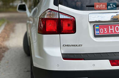 Минивэн Chevrolet Orlando 2012 в 