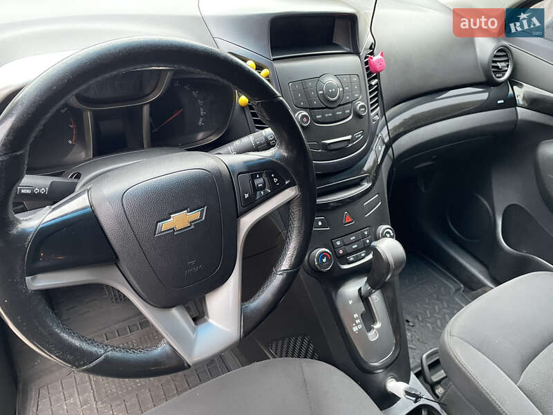 Минивэн Chevrolet Orlando 2011 в Чернигове