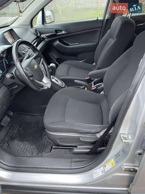 Мінівен Chevrolet Orlando 2014 в Макарові