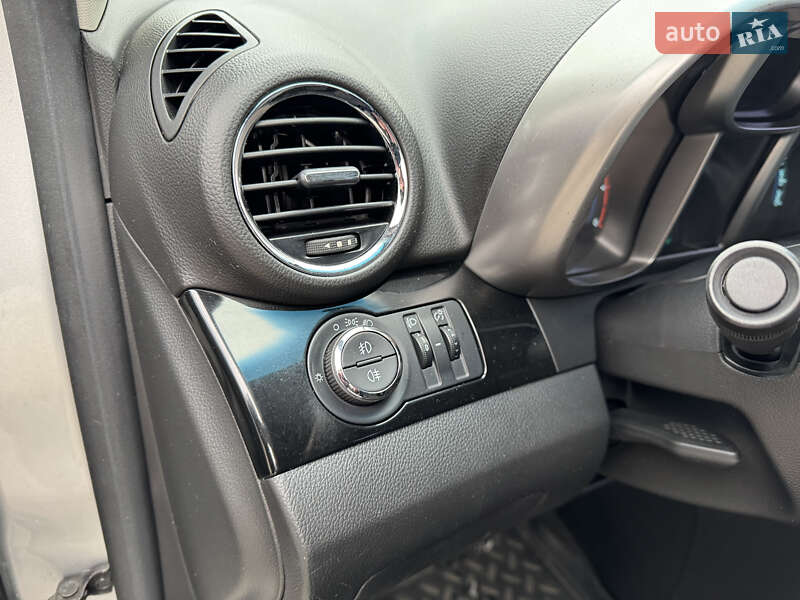 Мінівен Chevrolet Orlando 2012 в Дніпрі