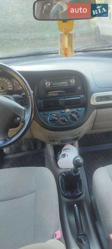 Минивэн Chevrolet Rezzo 2006 в Ровно