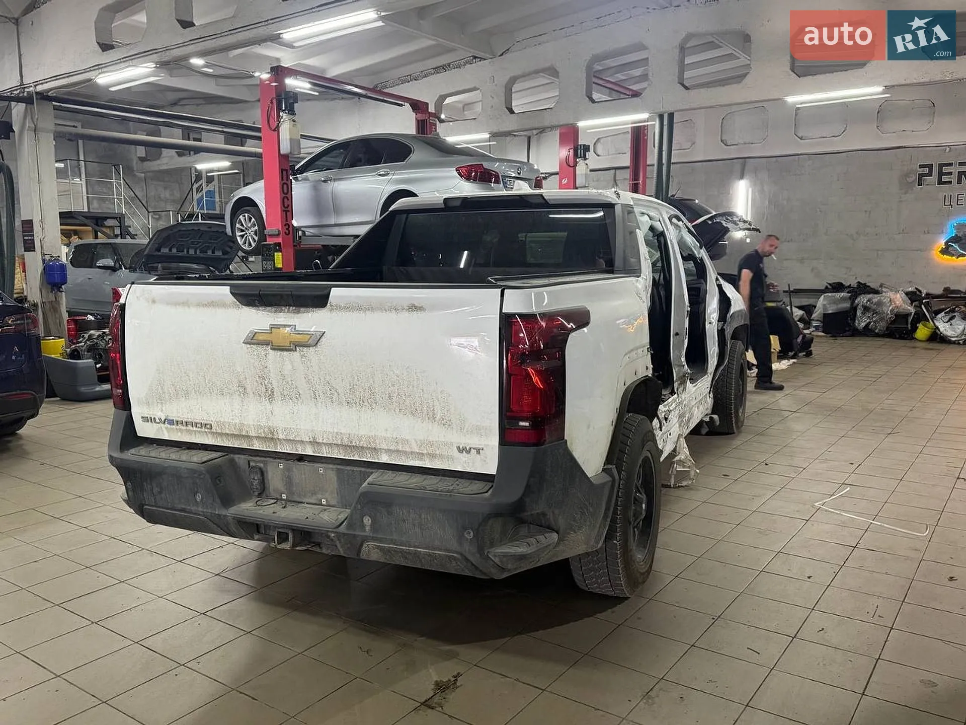 2024 Chevrolet Silverado - мініатюра 3