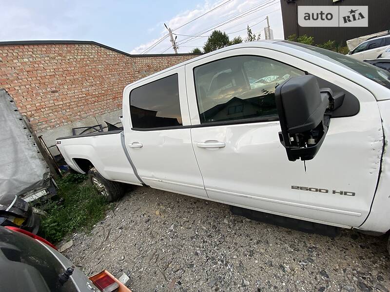 Пикап Chevrolet Silverado 2017 в Львове