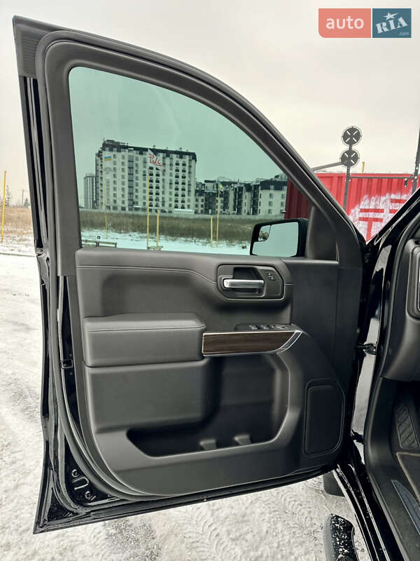 Пікап Chevrolet Silverado 2018 в Києві