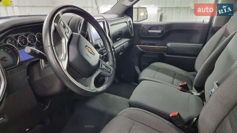 Пикап Chevrolet Silverado 2019 в Конотопе