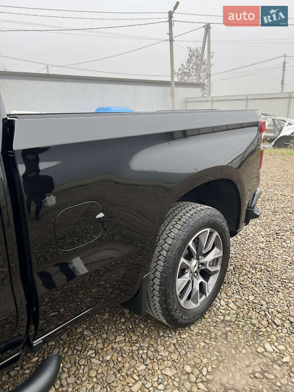 Пикап Chevrolet Silverado 2021 в Черновцах фото 5 Пикап Chevrolet Silverado 2021 в Черновцах