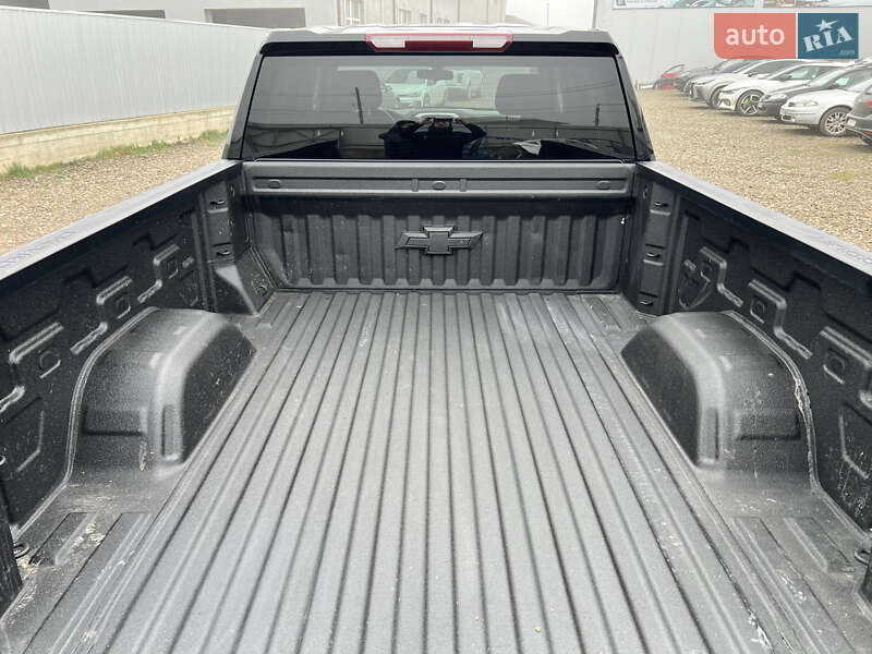 Пикап Chevrolet Silverado 2021 в Черновцах фото 11 Пикап Chevrolet Silverado 2021 в Черновцах