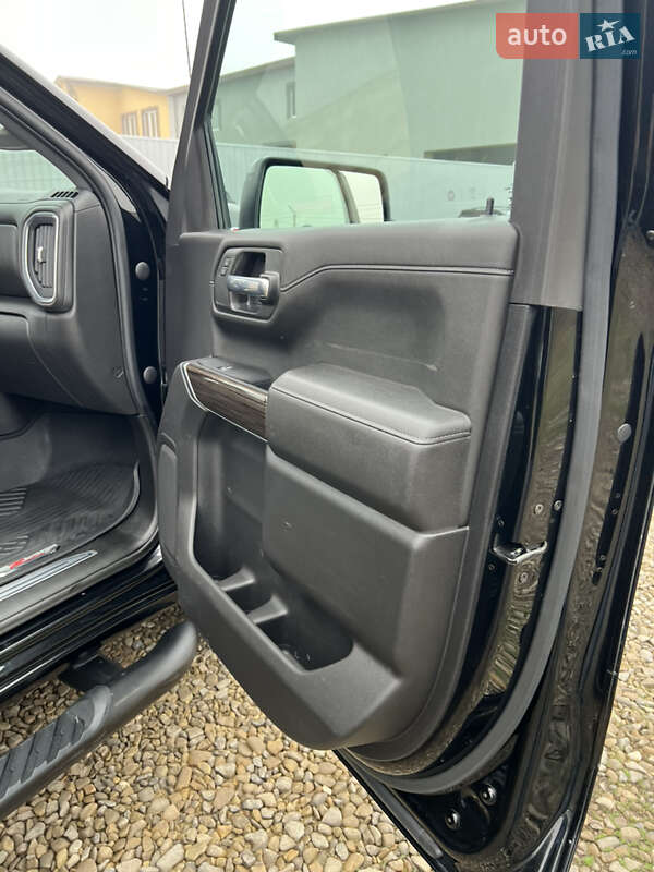 Пикап Chevrolet Silverado 2021 в Черновцах фото 21 Пикап Chevrolet Silverado 2021 в Черновцах