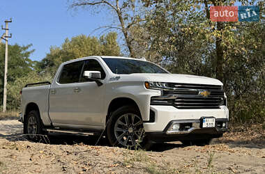 Пикап Chevrolet Silverado 2021 в Киеве