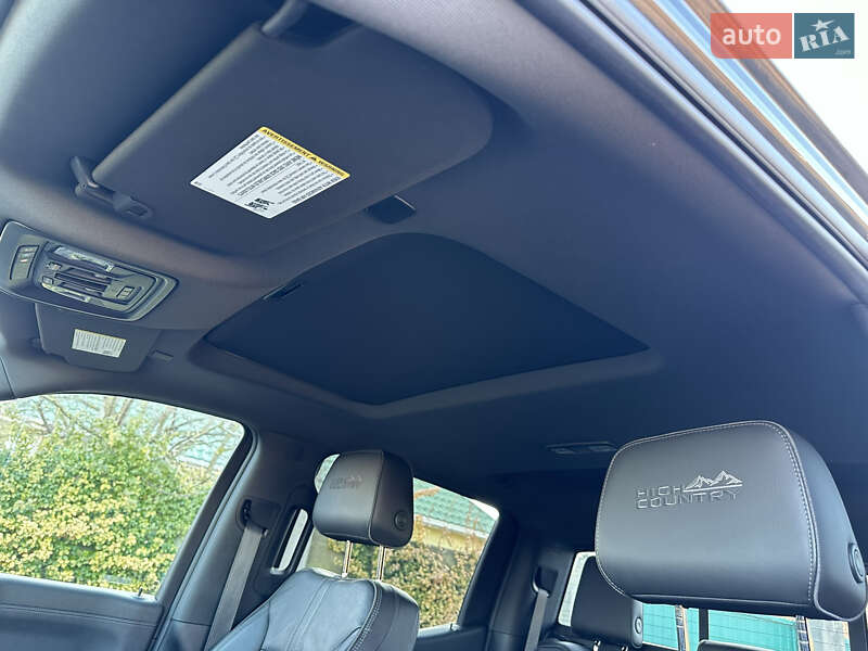 Пикап Chevrolet Silverado 2019 в Луцке