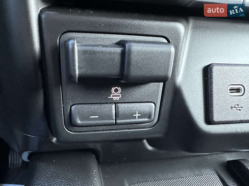 Пикап Chevrolet Silverado 2019 в Луцке