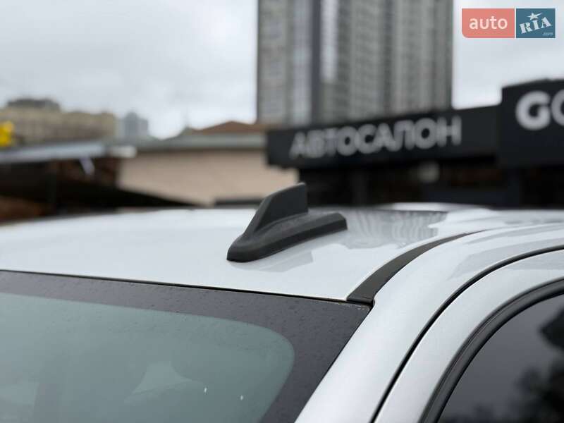 Пикап Chevrolet Silverado 2020 в Киеве