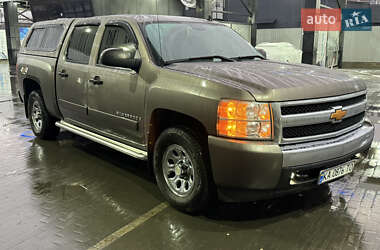 Пікап Chevrolet Silverado 2008 в Києві