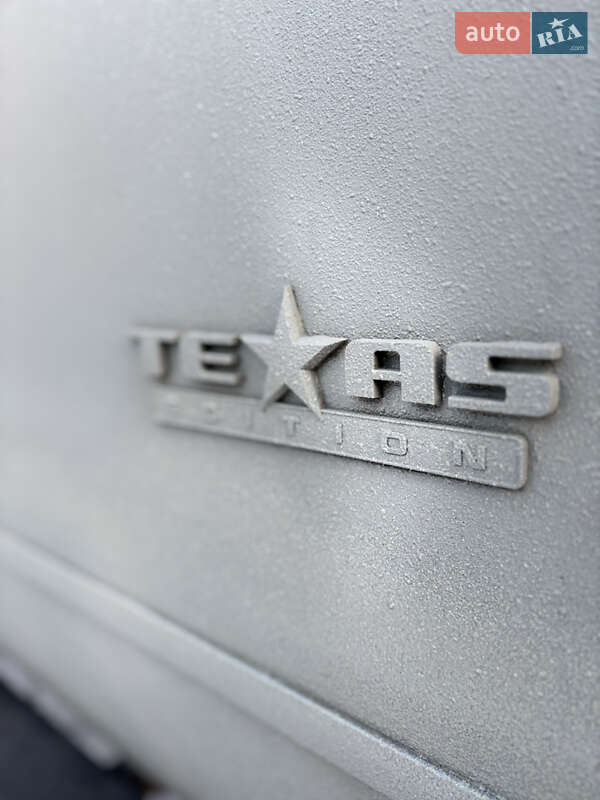 Пикап Chevrolet Silverado 2015 в Ровно