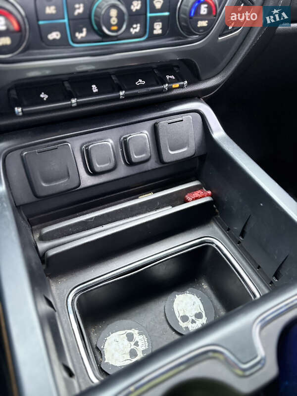 Пикап Chevrolet Silverado 2015 в Ровно