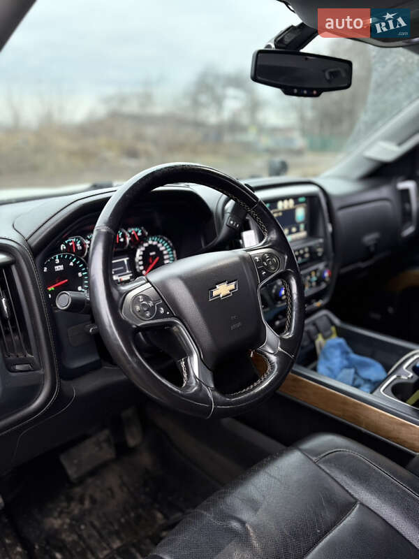 Пикап Chevrolet Silverado 2015 в Ровно