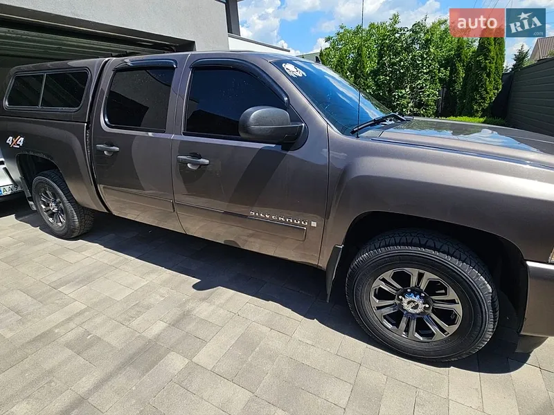 Chevrolet Silverado 2008 VIN 2GCEK13C681309368 фото оголошення 3 з 26
