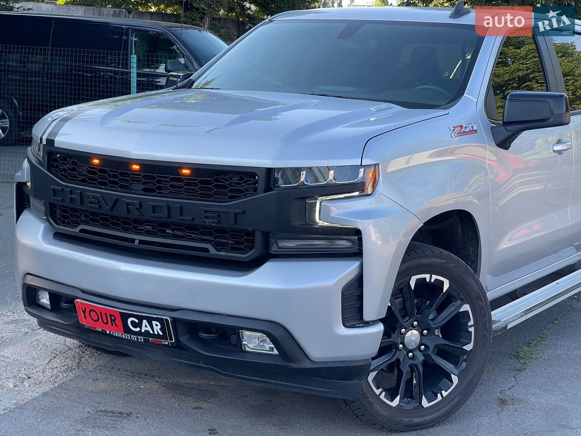 2020 Chevrolet Silverado - мініатюра 2