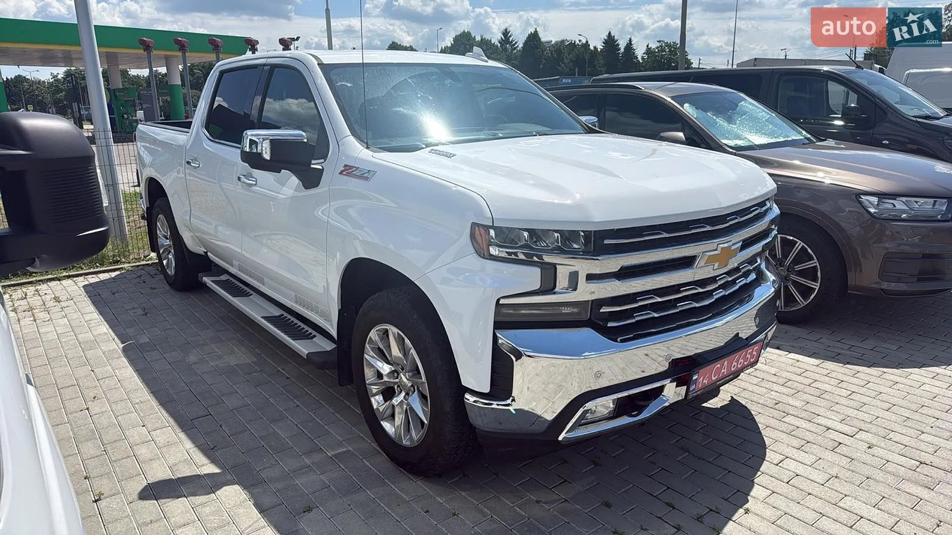 2020 Chevrolet Silverado - мініатюра 2
