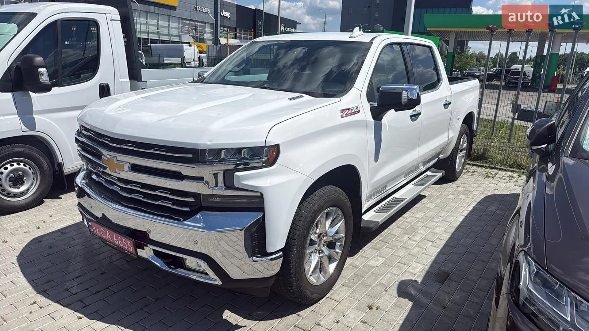 2020 Chevrolet Silverado - мініатюра 3