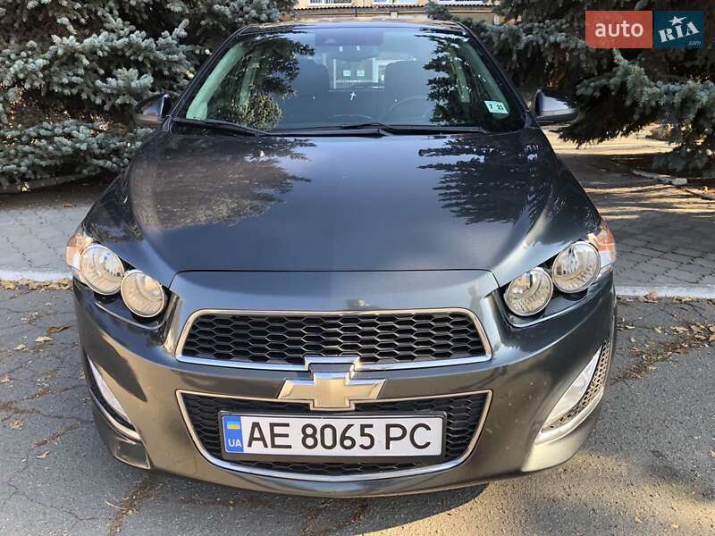 Хетчбек Chevrolet Sonic 2015 в Кривому Розі