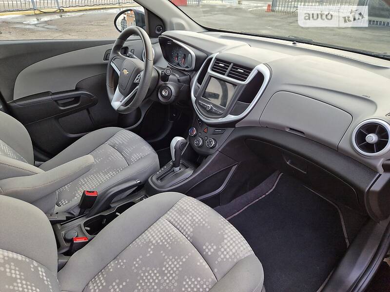 Седан Chevrolet Sonic 2019 в Киеве